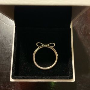 Pandora Bow Ring size 6